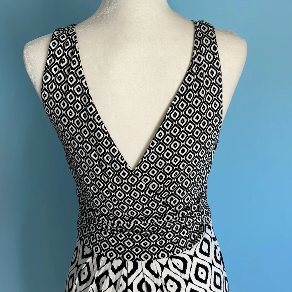 Ann Taylor Black & White Dress Size Small - Picture 5 of 7